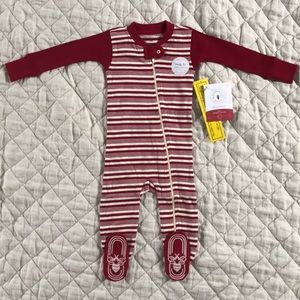 Burt’s Bees Baby Holiday Sleeper